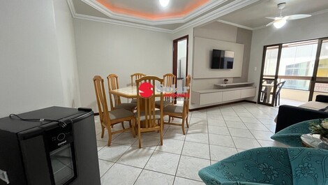 3 DORMITÓRIOS NA QUADRA DO MAR