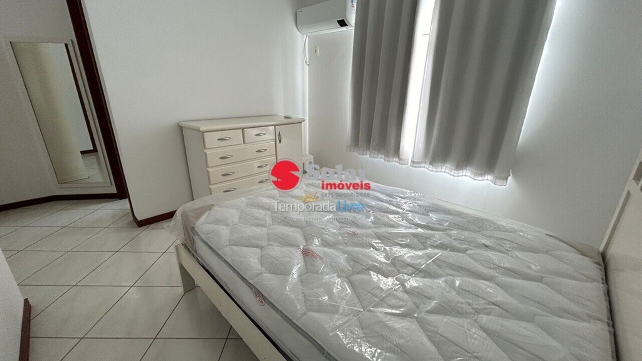 Apartamento para aluguel de temporada em Itapema (Meia Praia)