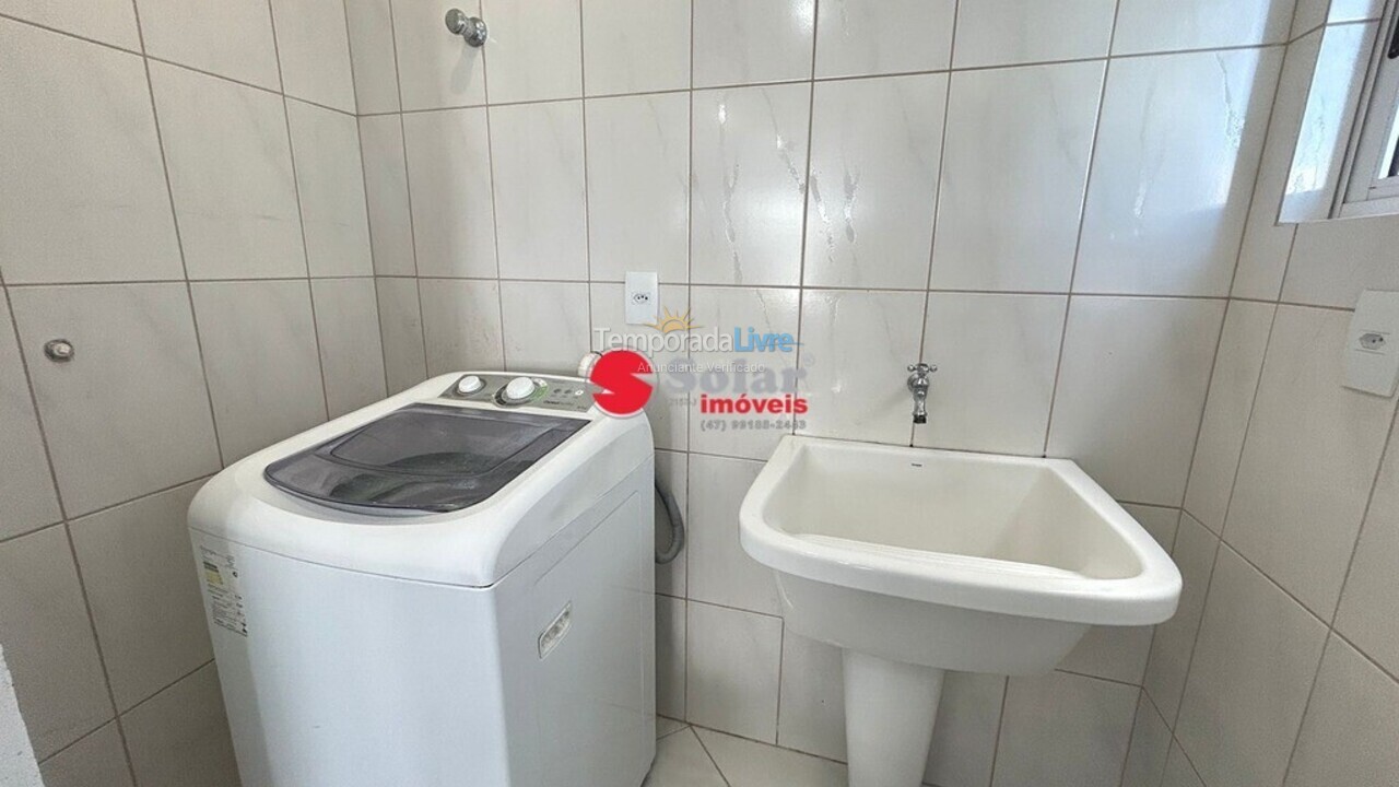 Apartamento para aluguel de temporada em Itapema (Meia Praia)