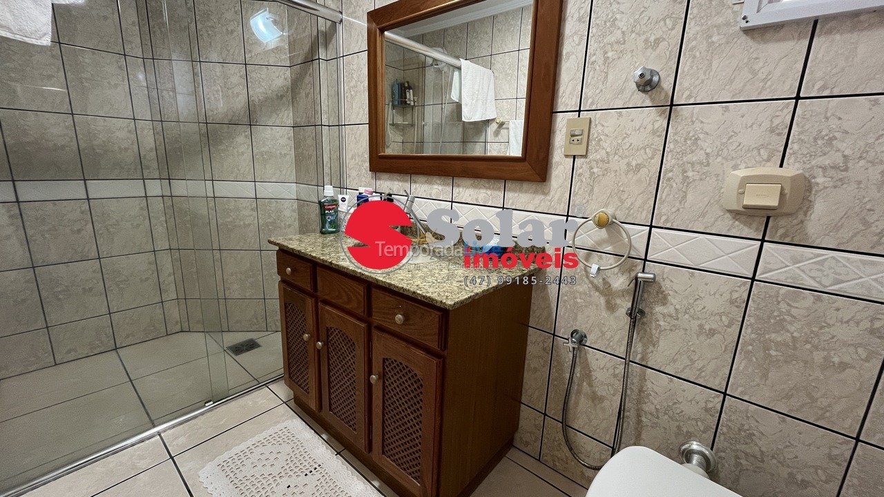 Apartment for vacation rental in Itapema (Meia Praia)