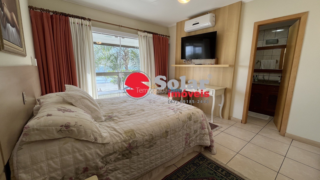Apartment for vacation rental in Itapema (Meia Praia)
