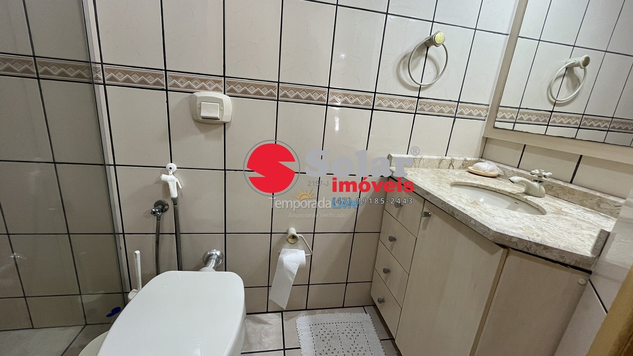 Apartment for vacation rental in Itapema (Meia Praia)