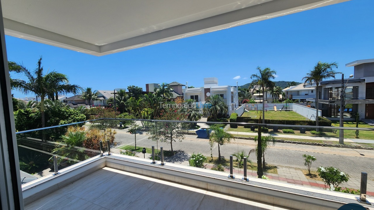 Casa para aluguel de temporada em Florianopolis (Jurerê Internacional)