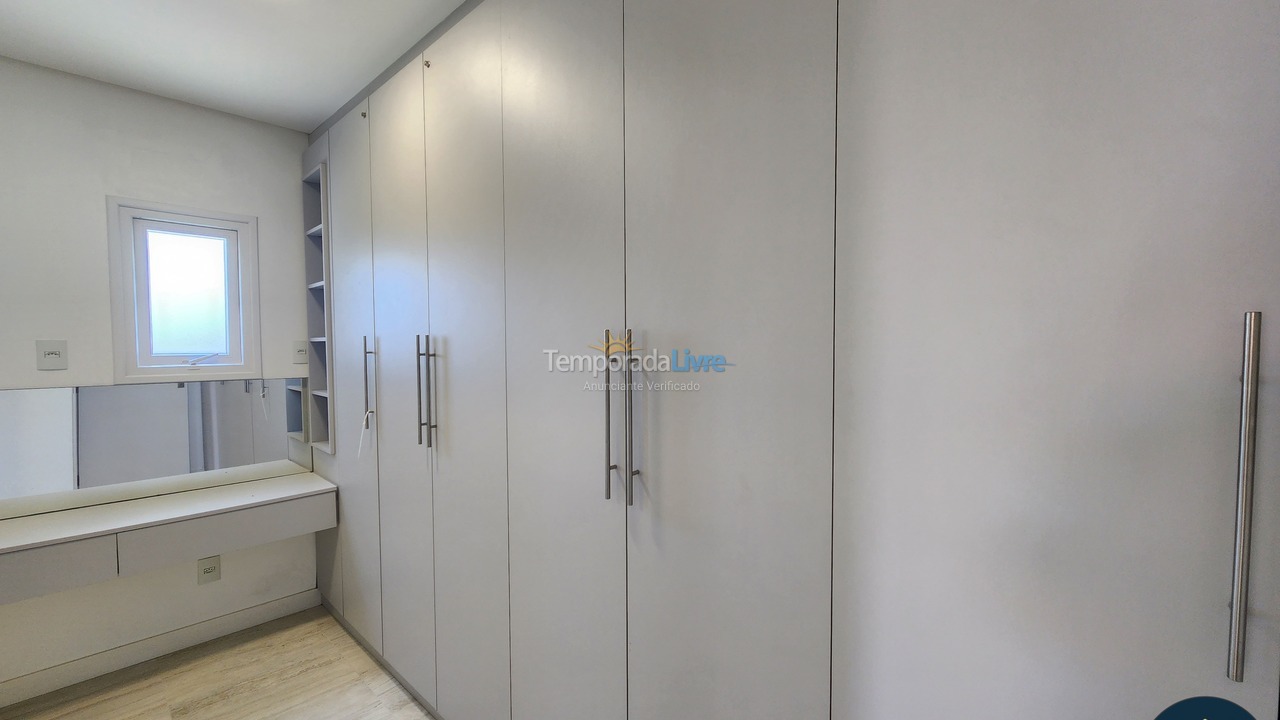 Casa para aluguel de temporada em Florianopolis (Jurerê Internacional)