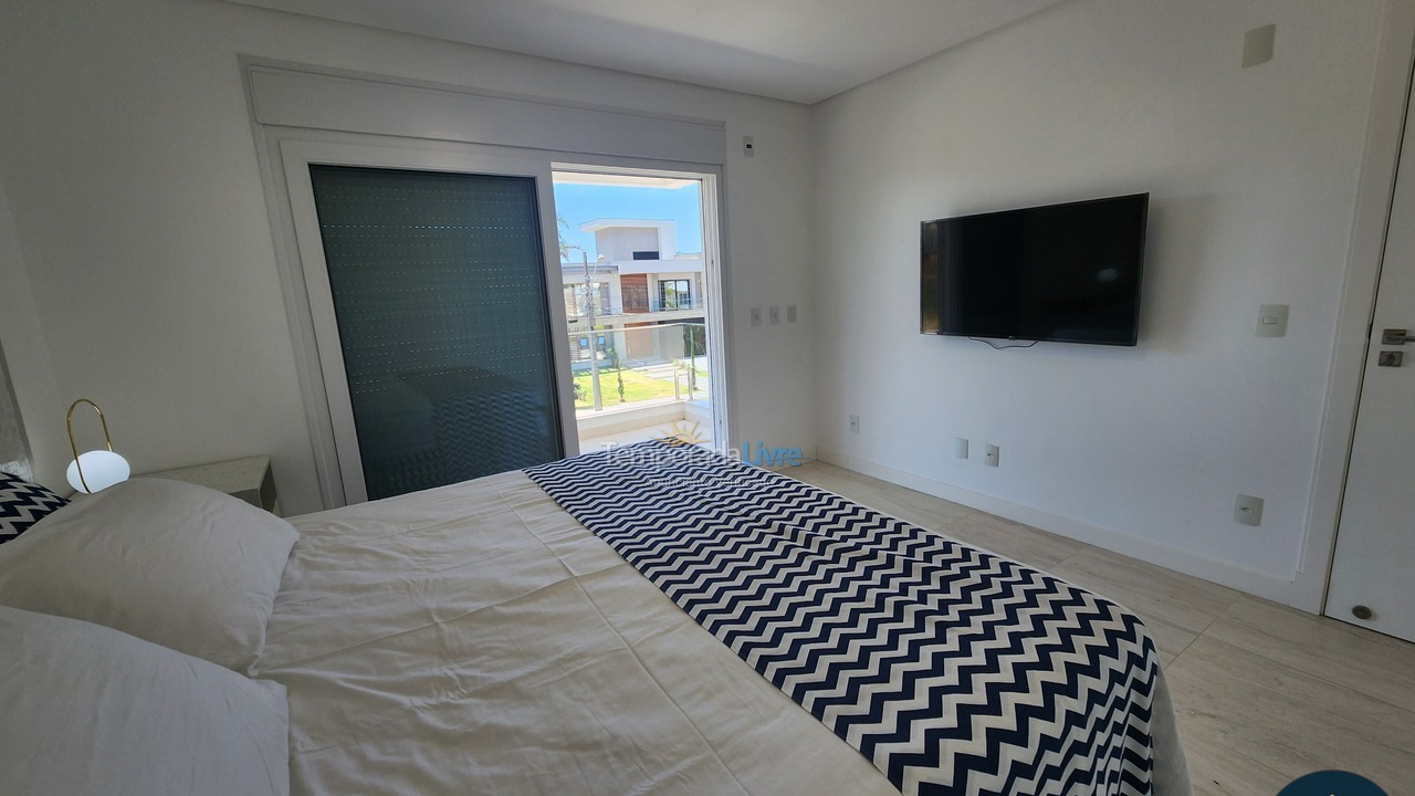 Casa para aluguel de temporada em Florianopolis (Jurerê Internacional)