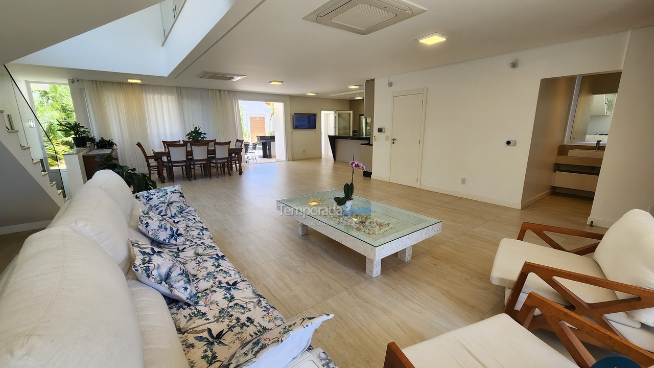 Casa para aluguel de temporada em Florianopolis (Jurerê Internacional)
