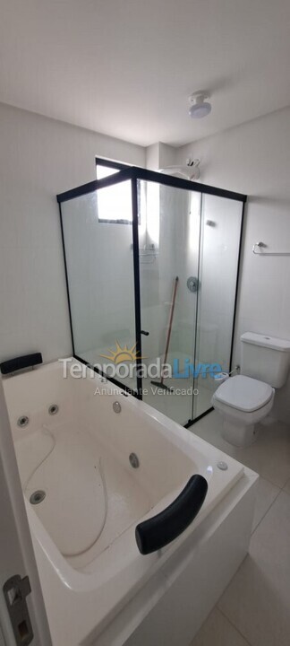 Apartamento para aluguel de temporada em Itapema (Meia Praia)