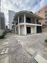 Casa para alugar em Governador Celso Ramos - Praia de Palmas