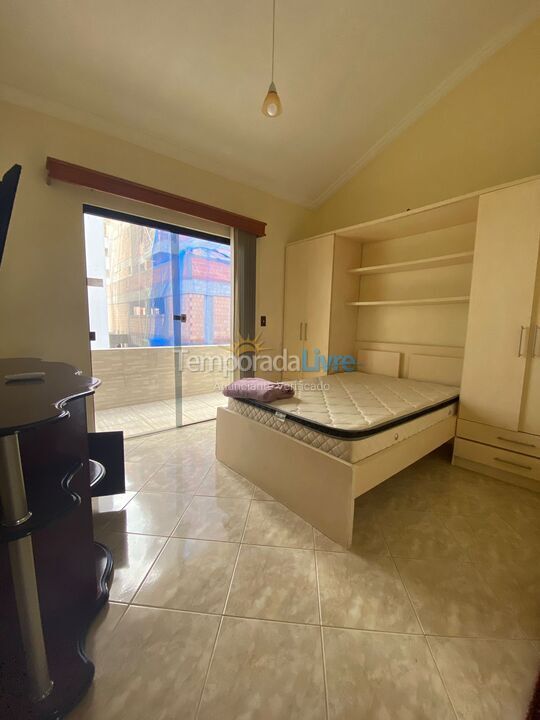 Casa para alquiler de vacaciones em Governador Celso Ramos (Praia de Palmas)