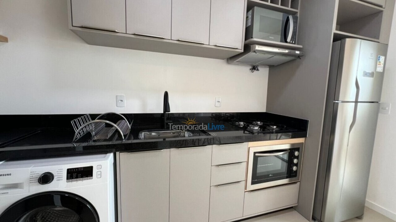 Apartment for vacation rental in Itapema (Tabuleiro dos Oliveiras)