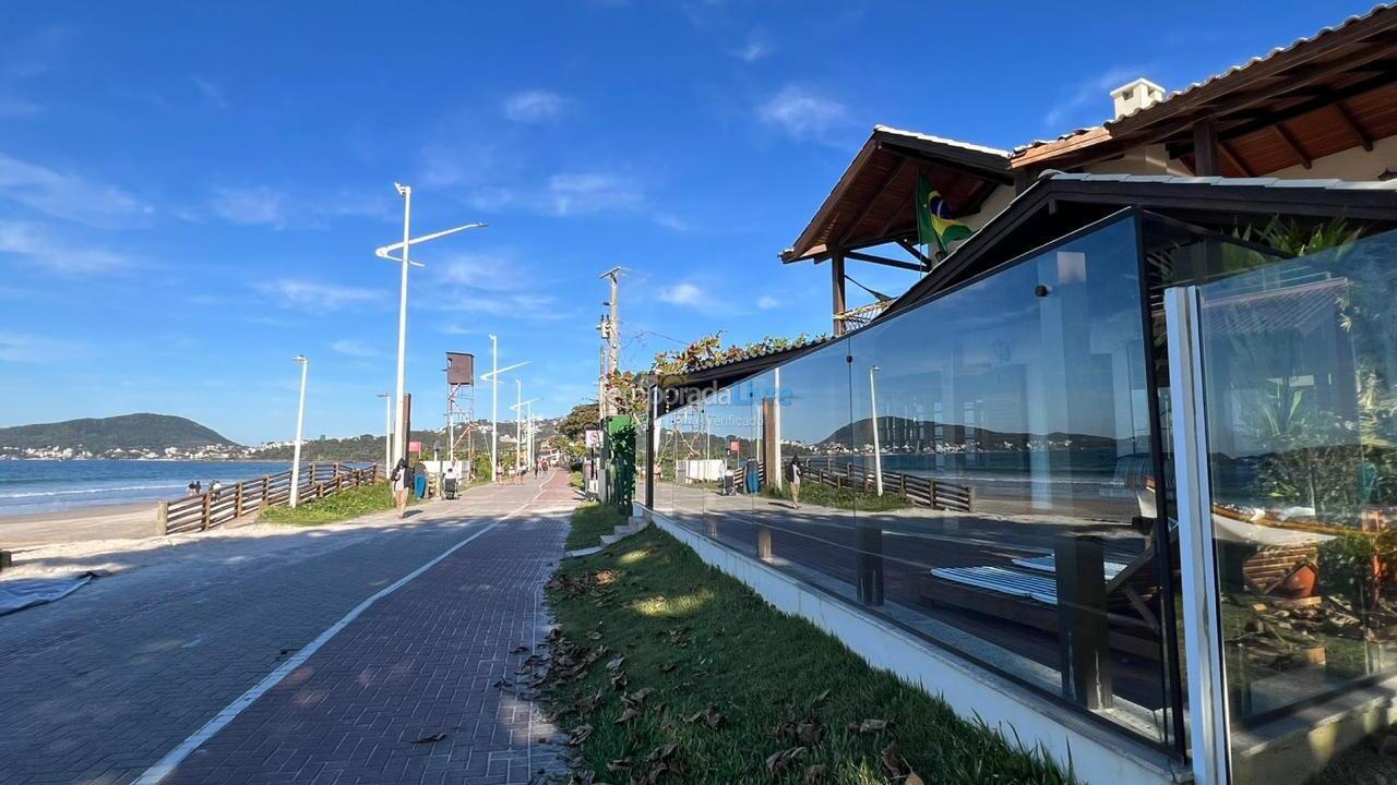 Casa para alquiler de vacaciones em Bombinhas (Praia de Bombas)