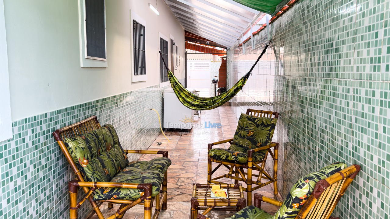 Casa para aluguel de temporada em Mongaguá (Jardim Praia Grande)