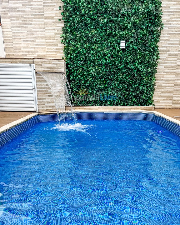 Casa para aluguel de temporada em Mongaguá (Jardim Praia Grande)