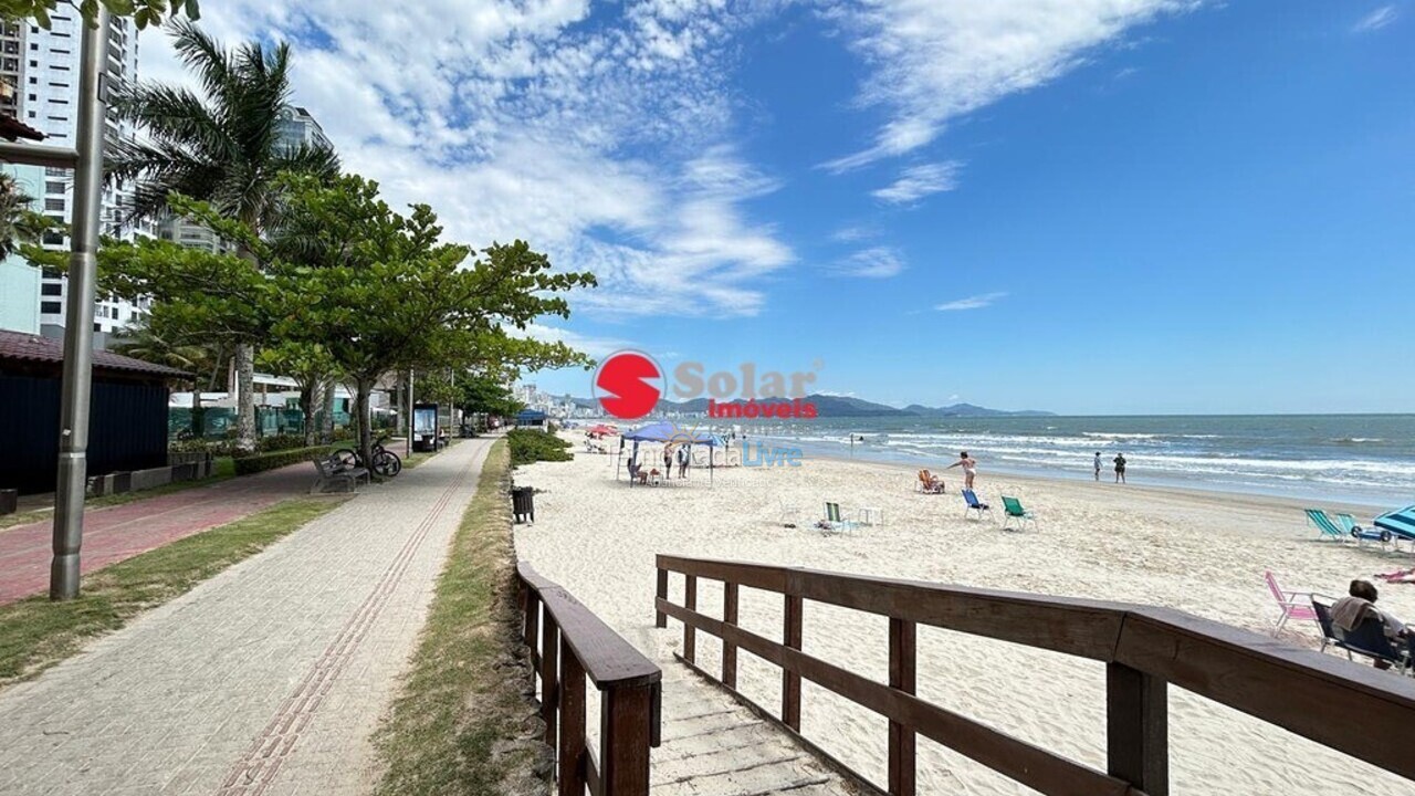 Apartamento para aluguel de temporada em Itapema (Meia Praia)