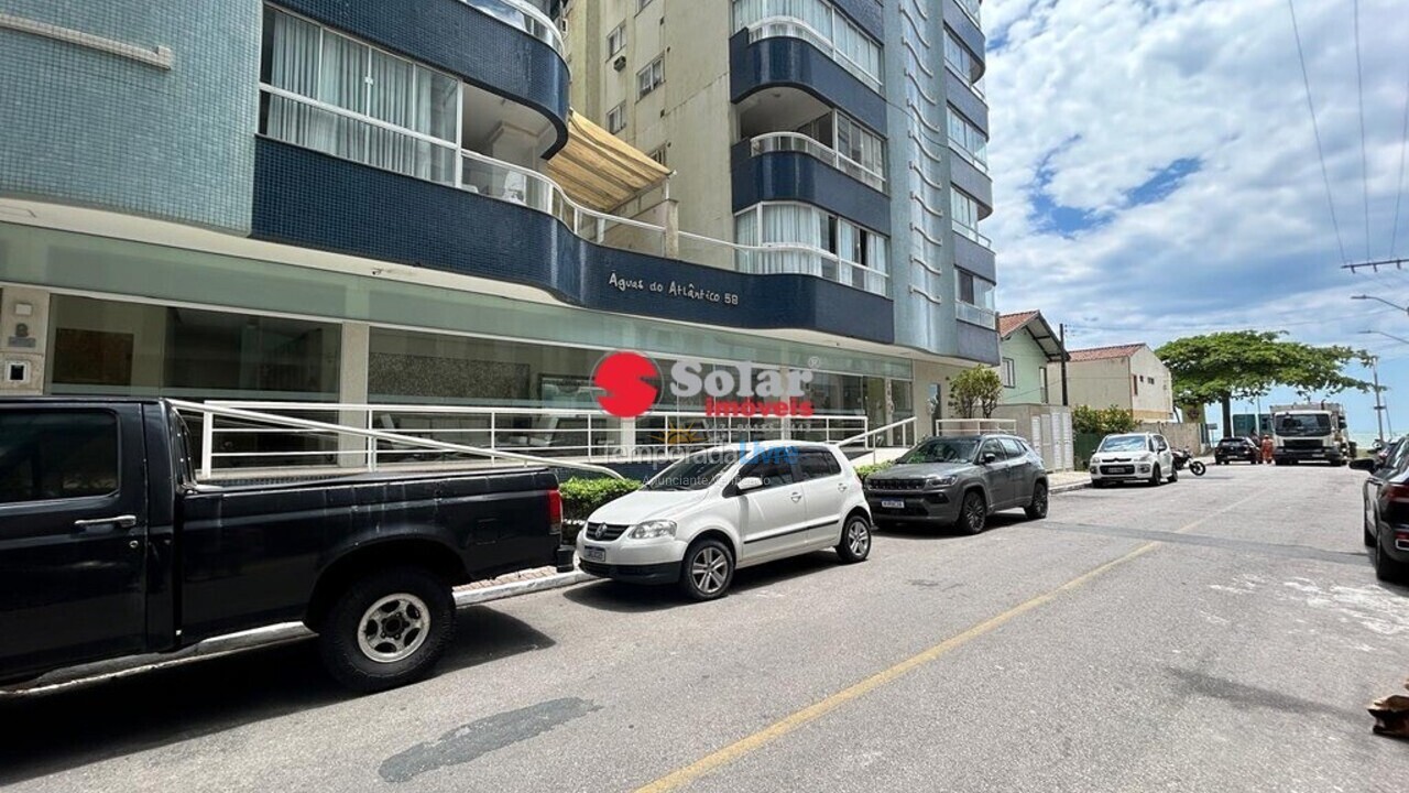 Apartamento para aluguel de temporada em Itapema (Meia Praia)