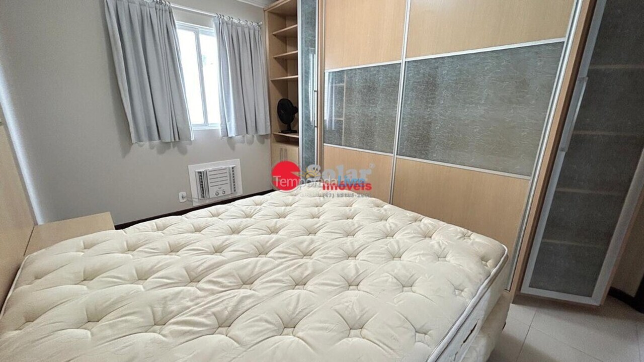 Apartamento para aluguel de temporada em Itapema (Meia Praia)