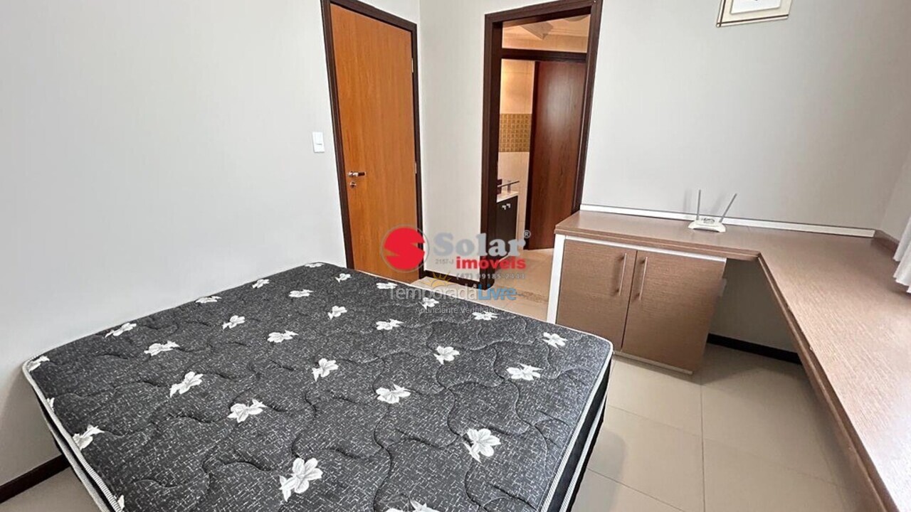 Apartamento para aluguel de temporada em Itapema (Meia Praia)