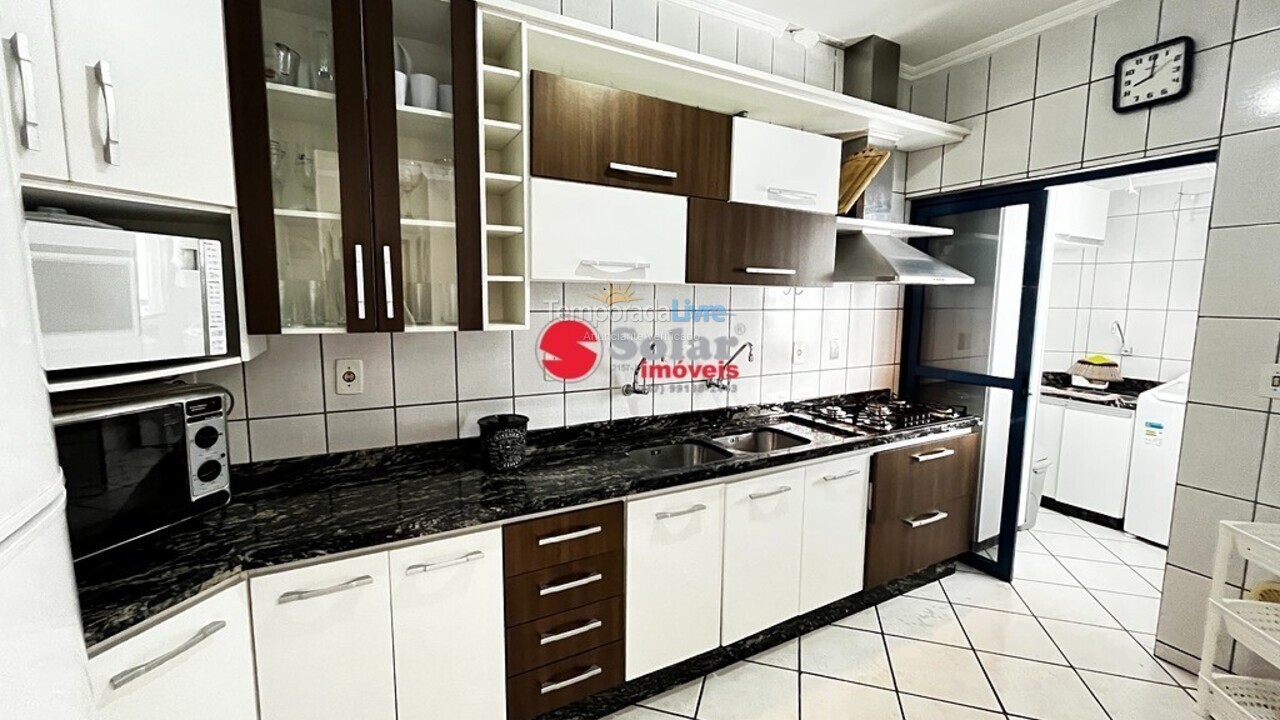 Apartamento para aluguel de temporada em Itapema (Meia Praia)