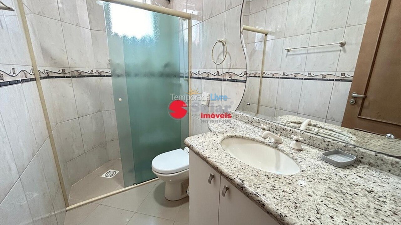 Apartamento para aluguel de temporada em Itapema (Meia Praia)