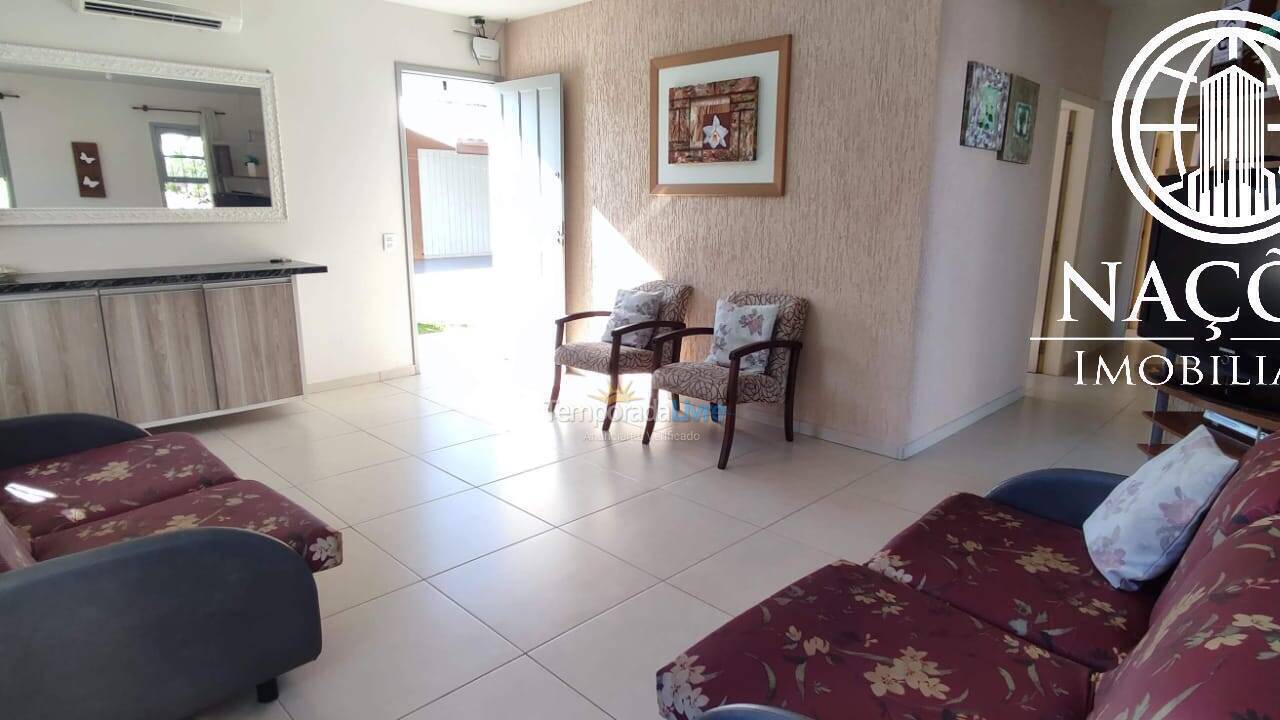 Casa para aluguel de temporada em Florianopolis (Canasvieiras)