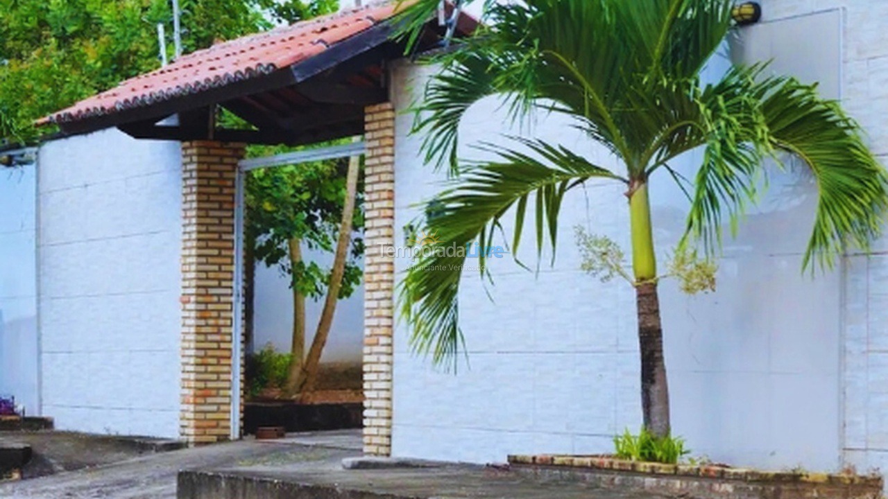 Casa para aluguel de temporada em Caucaia (Cumbuco)
