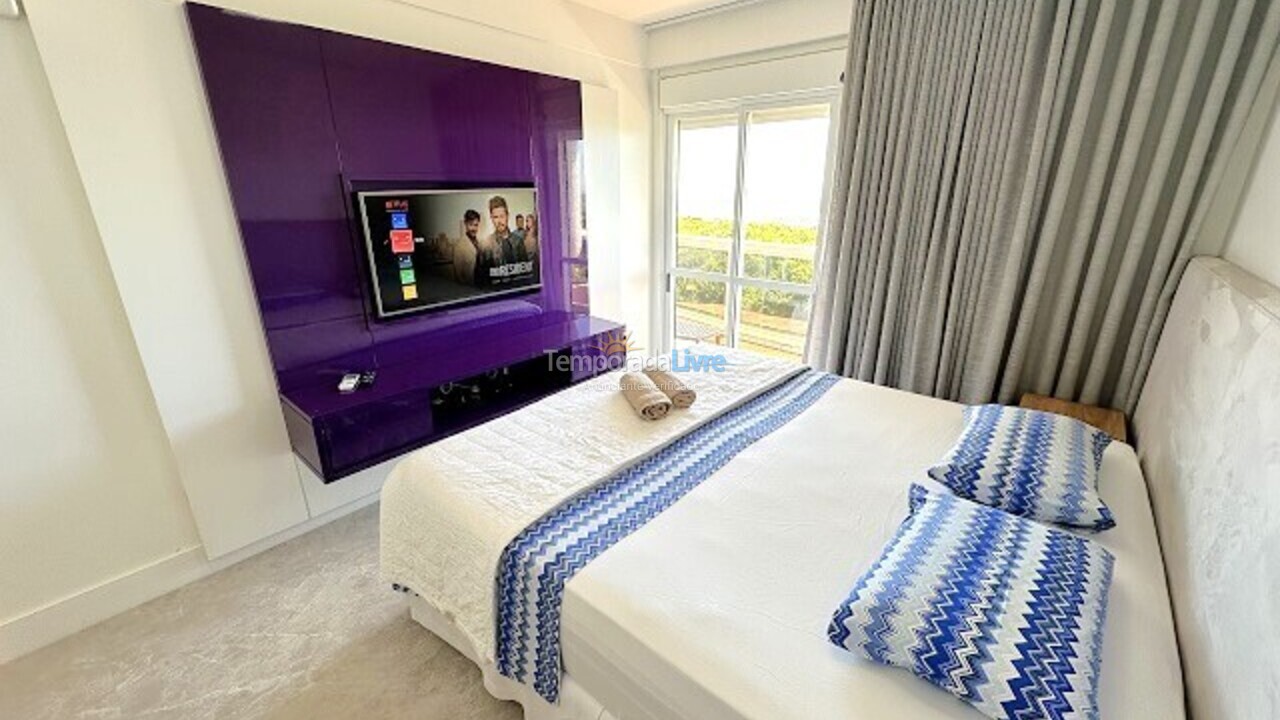 Apartamento para aluguel de temporada em Florianópolis (Praia Brava)