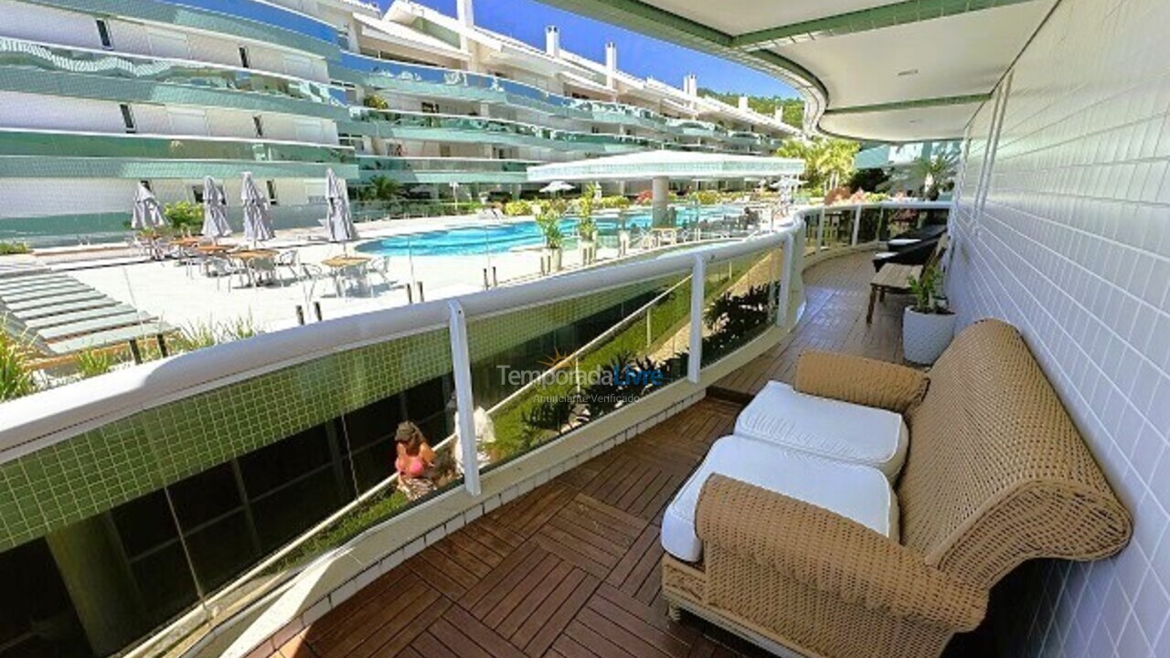 Apartamento para aluguel de temporada em Florianópolis (Praia Brava)