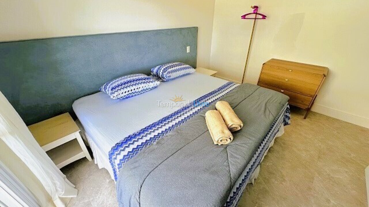 Apartamento para aluguel de temporada em Florianópolis (Praia Brava)