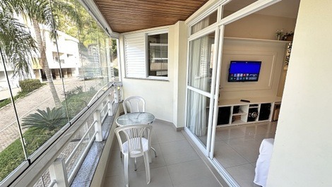 Excelente departamento a una cuadra del mar.