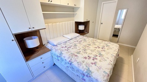 Excelente departamento a una cuadra del mar.