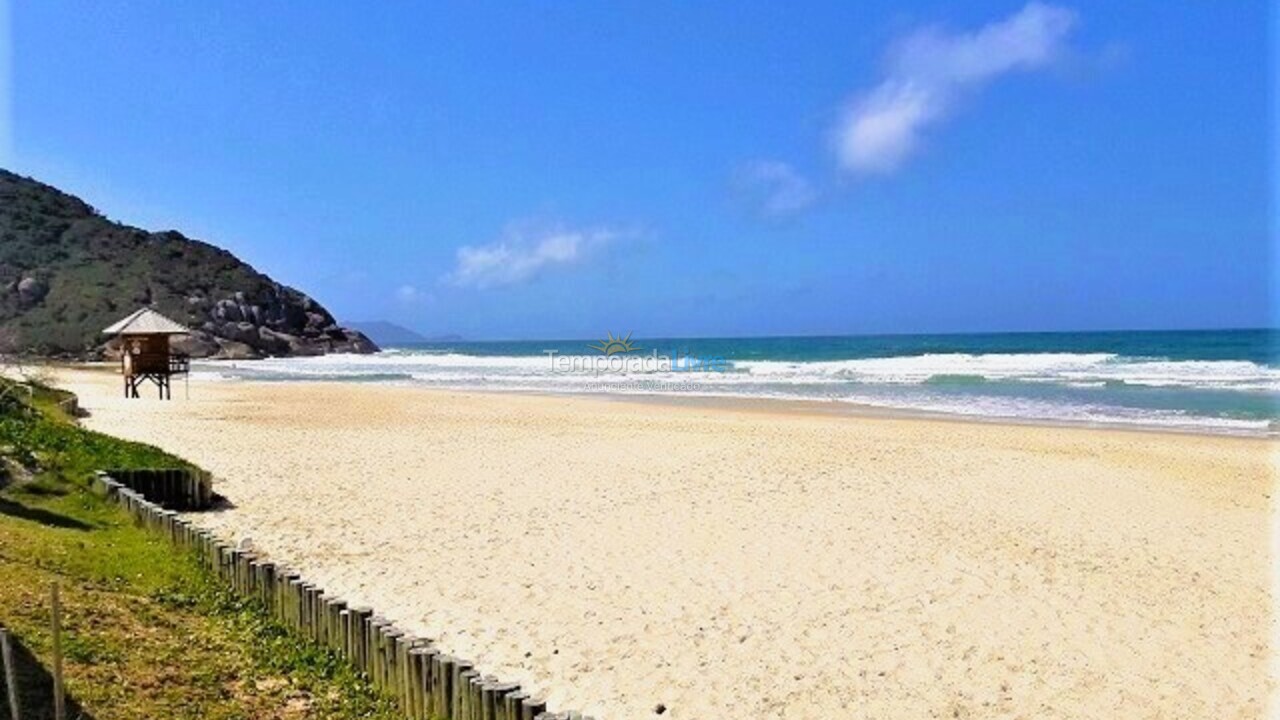 Apartamento para alquiler de vacaciones em Florianópolis (Praia Brava)
