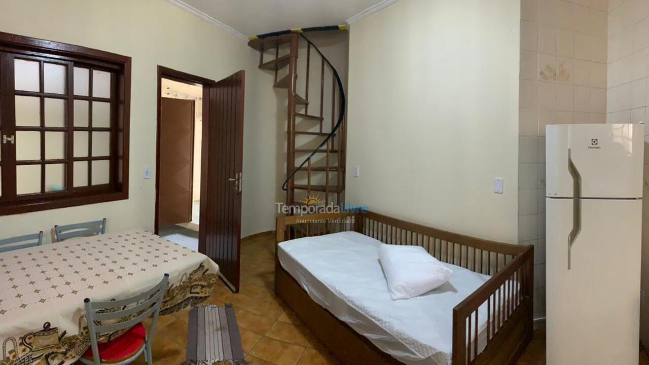 Casa para aluguel de temporada em Caraguatatuba (Martim de Sá)