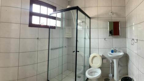 Chalé Caraguá- 4 pessoas