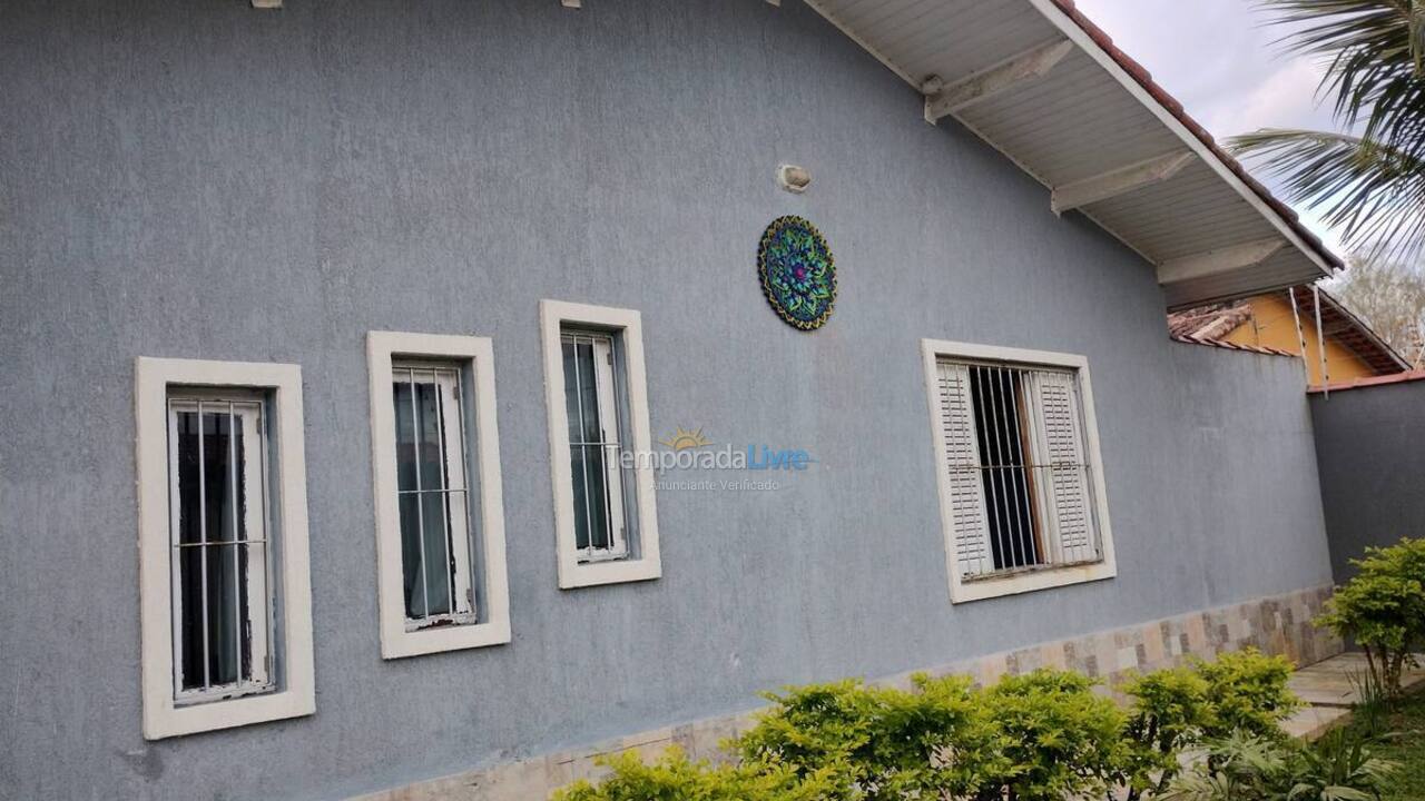 Casa para aluguel de temporada em Itanhaém (Bopiranga)