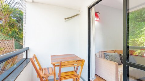 Apartment 300m from Porto Barra Beach