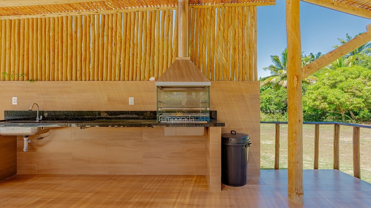 Casa para aluguel de temporada em Camaçari (Praia de Guarajuba)