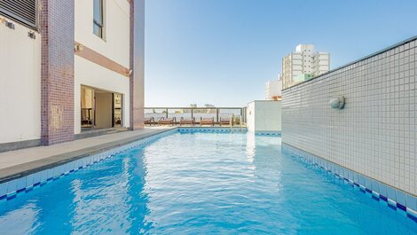 Apartment 300m from Porto Barra Beach