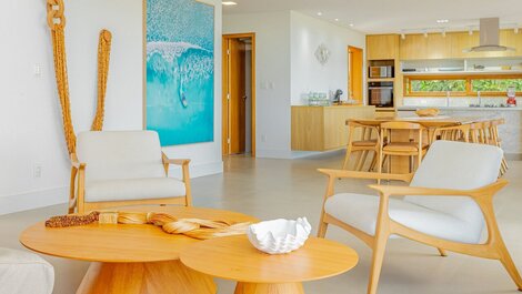 Casa Alto Padrão 6 Suítes com Diarista Inclusa e Carregador de...