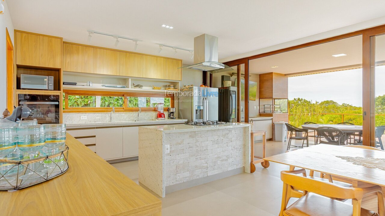 Casa para aluguel de temporada em Mata de São João (Praia do Forte)