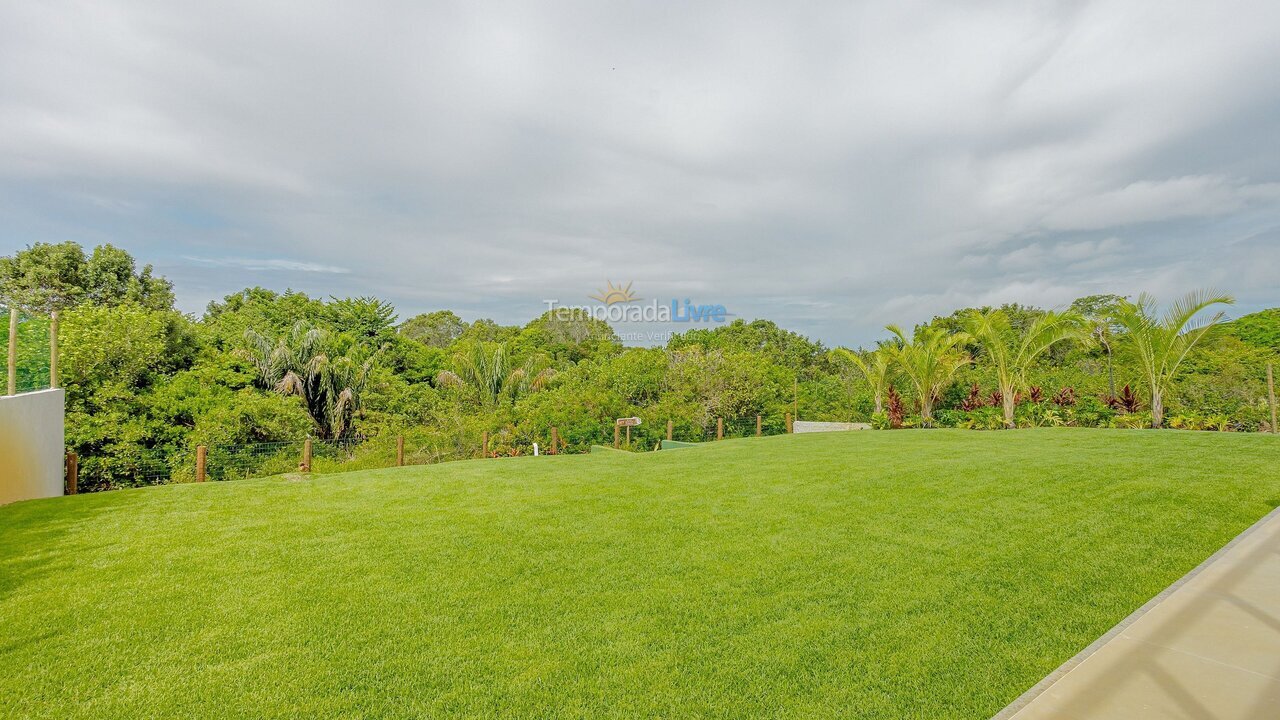 Casa para aluguel de temporada em Mata de São João (Praia do Forte)