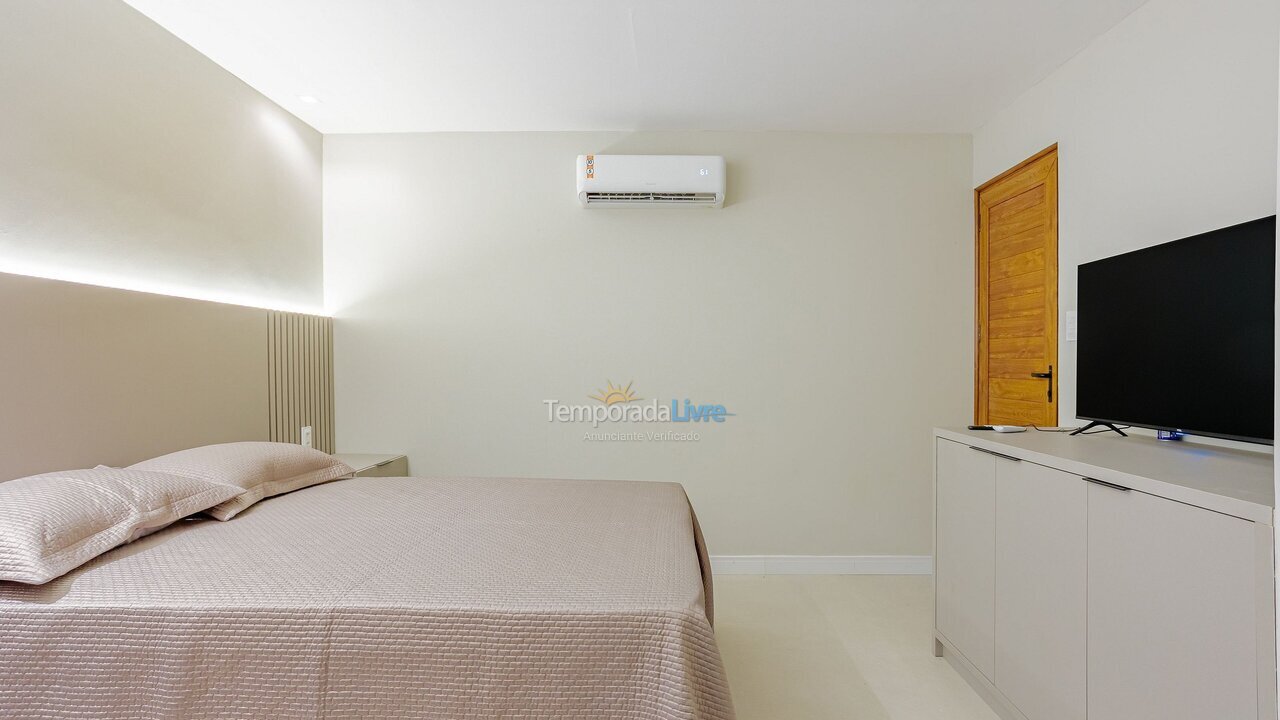 Casa para aluguel de temporada em Mata de São João (Praia do Forte)