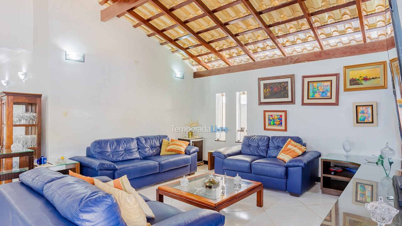 Casa para aluguel de temporada em Camaçari (Praia de Guarajuba)