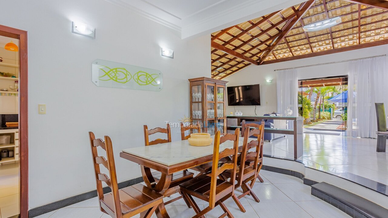 Casa para aluguel de temporada em Camaçari (Praia de Guarajuba)