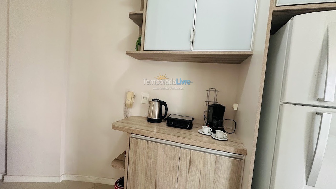 Apartamento para aluguel de temporada em Bombinhas (Praia de Bombas)