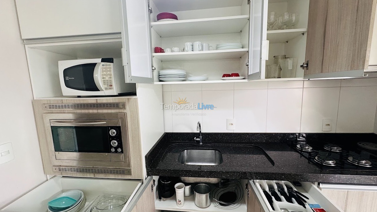 Apartamento para aluguel de temporada em Bombinhas (Praia de Bombas)