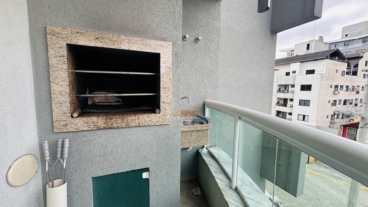 Apartamento para aluguel de temporada em Bombinhas (Praia de Bombas)