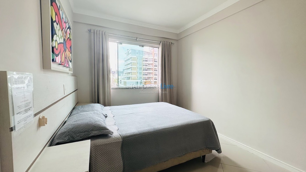 Apartamento para aluguel de temporada em Bombinhas (Praia de Bombas)