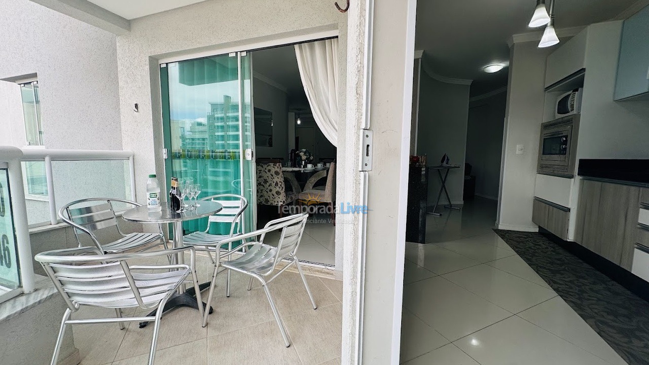 Apartamento para aluguel de temporada em Bombinhas (Praia de Bombas)