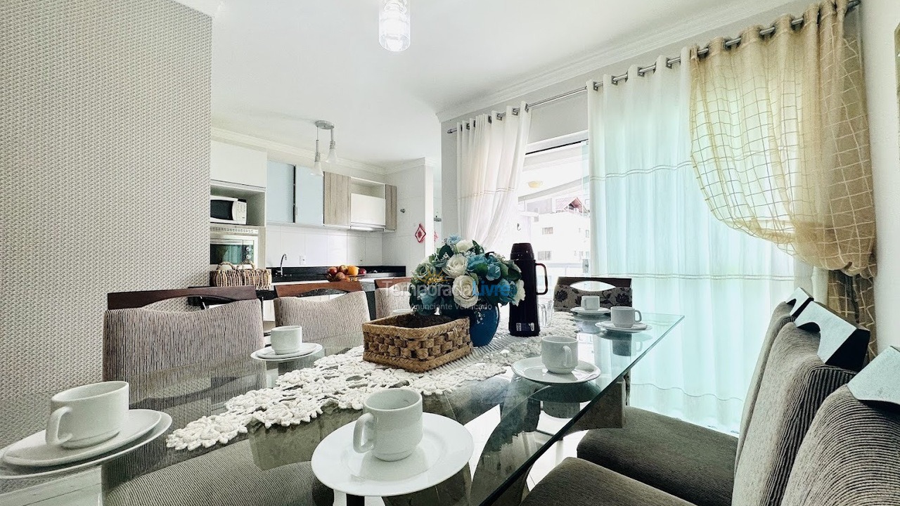 Apartamento para aluguel de temporada em Bombinhas (Praia de Bombas)