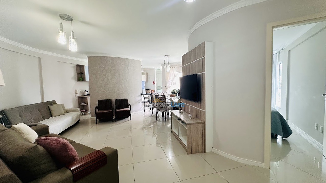 Apartamento para aluguel de temporada em Bombinhas (Praia de Bombas)